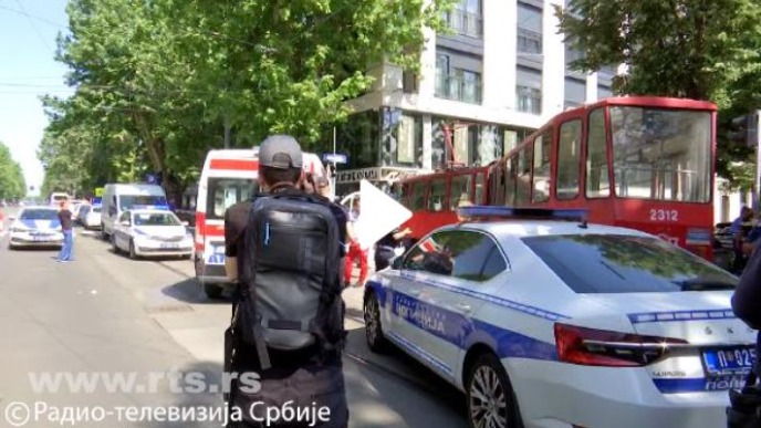 Tramvaj iskočio iz šina